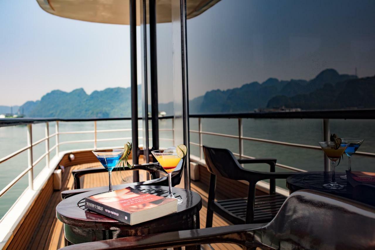 Scarlet Pearl Cruises - Wonder On Lan Ha Bay Hotel Hạ Long-öböl Kültér fotó