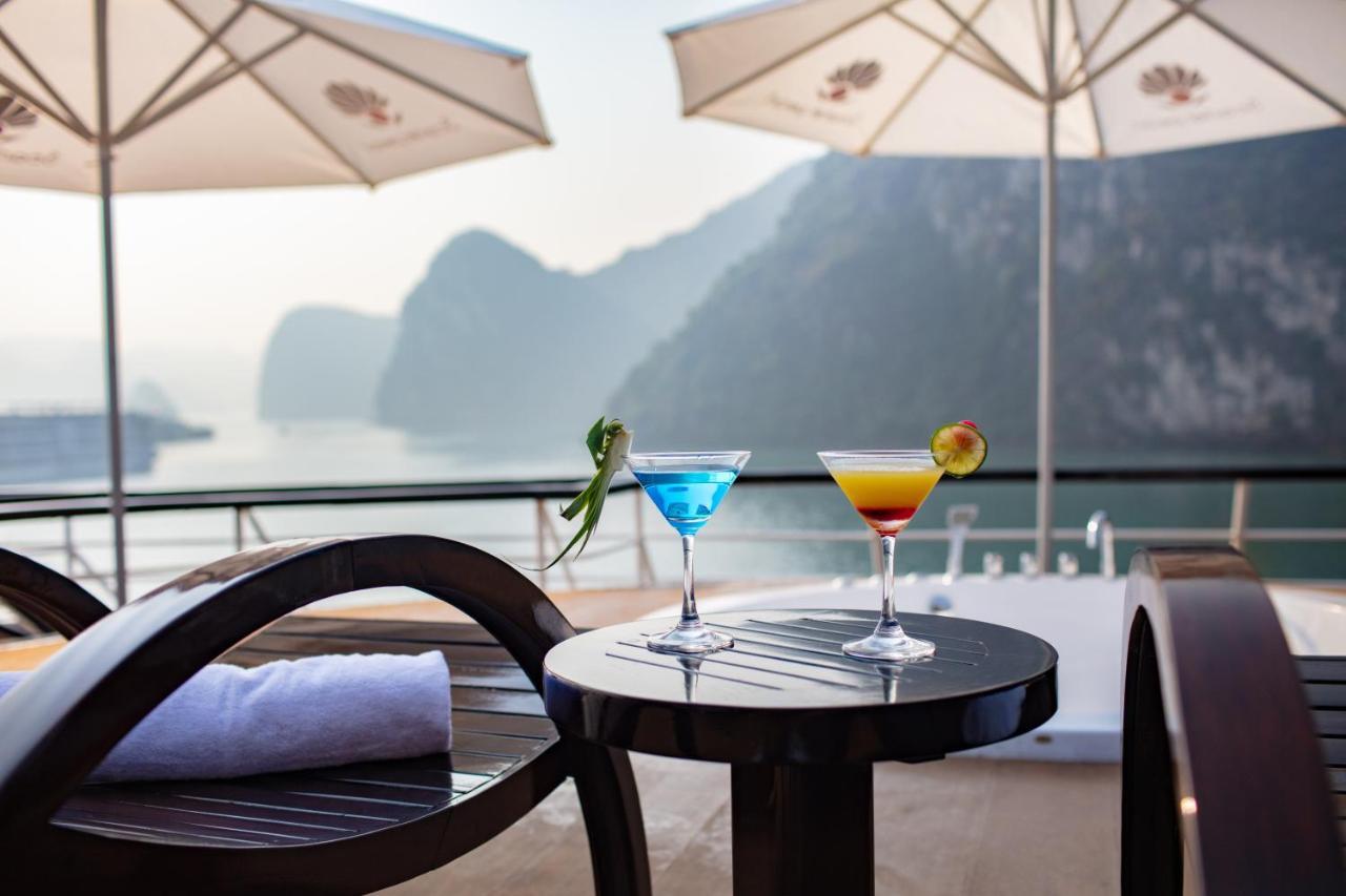 Scarlet Pearl Cruises - Wonder On Lan Ha Bay Hotel Hạ Long-öböl Kültér fotó